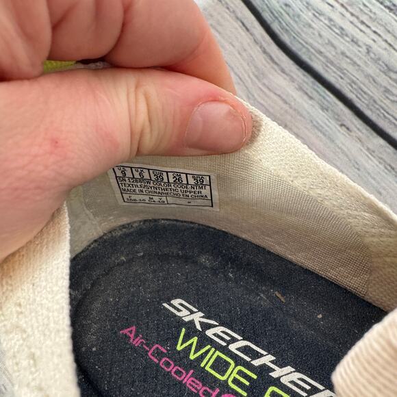 Skechers Wide Fit Air-Cooled Memory Foam Sneakers Women’s 9 – White / Neon Pink - Picture 6 of 6